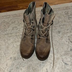 Sorel Joan of the Artic Hidden Wedge Bootie